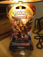 Schwert und Schild - Sleeved Booster - EN