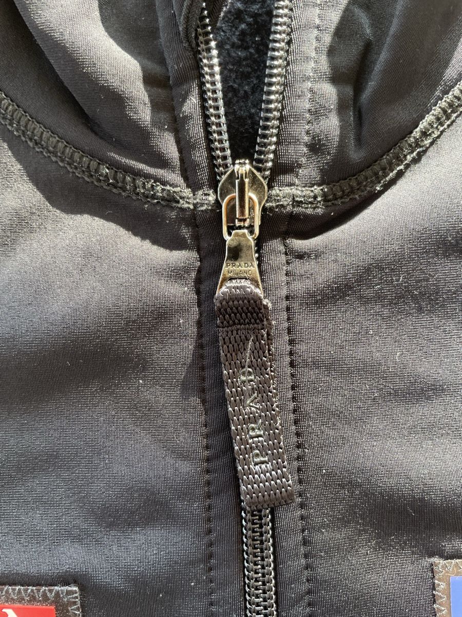 Prada Giacche: Prada Technical Top Ski Schools St. Moritz Size L – Usato da Oberhofen am Thunersee venduto da BikeForMySister 4