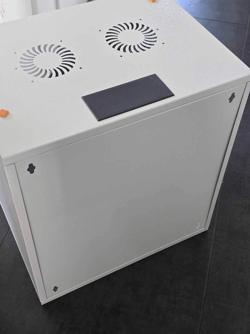 Racks & Ständer: Coffret mural informatique rack 19" – Gebraucht aus Le Mouret von Lapinou 5