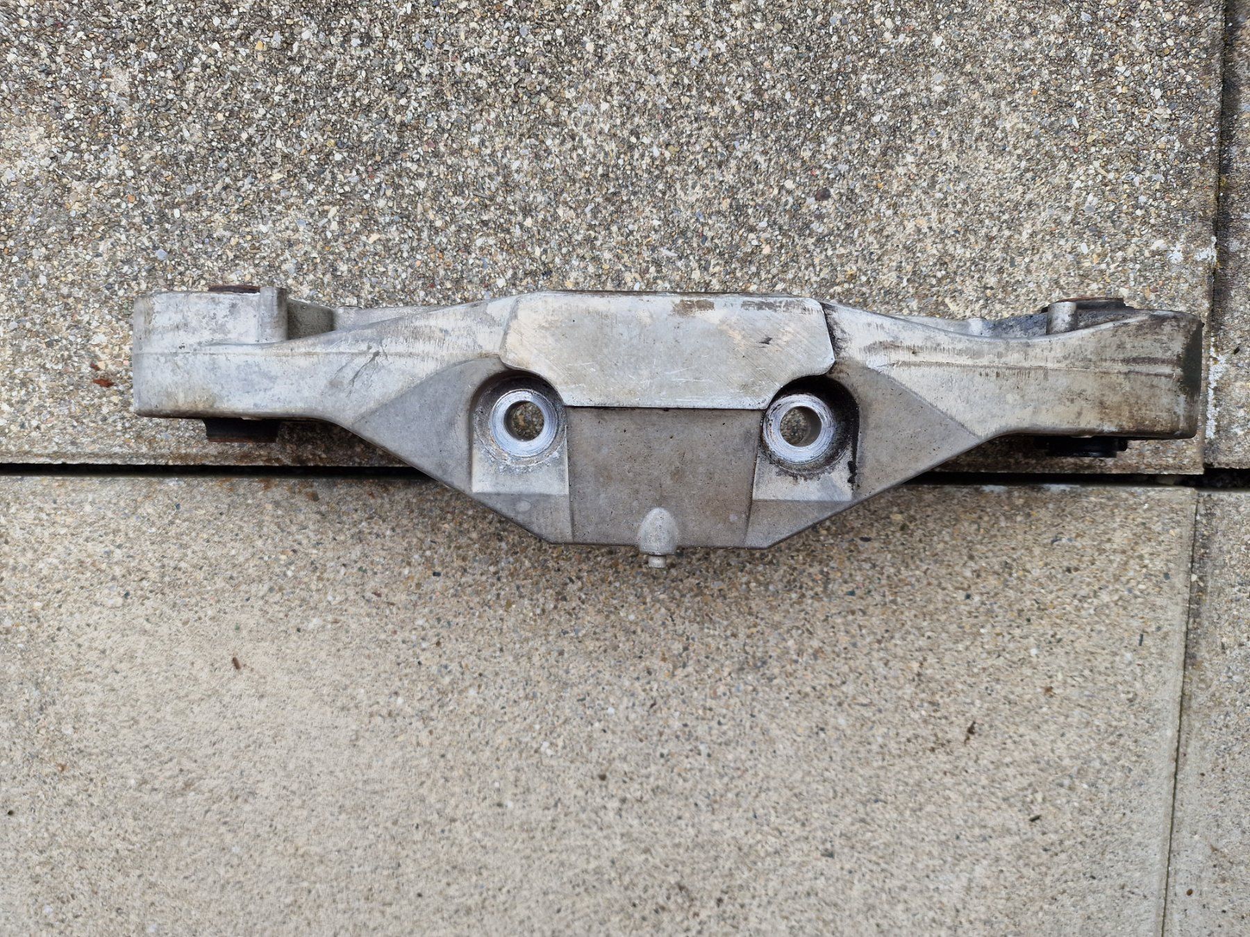 Alle Autoersatzteile: Differential Gehäuse Support Hinterachse - WRX STI – Gebraucht aus Buchrain von Sssschaller 3