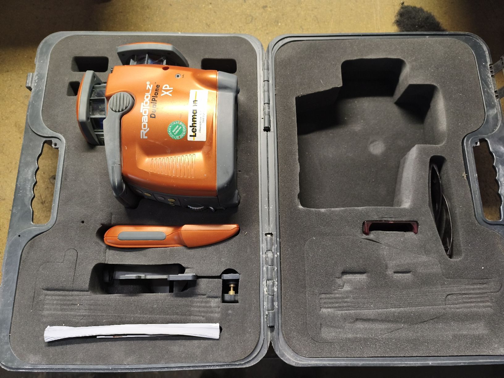 Leica Misurare: Robotoolz DualPlane XP  Laser Rotationslaser mit Koffer – Difettoso da Konolfingen venduto da Bio-suisse 6