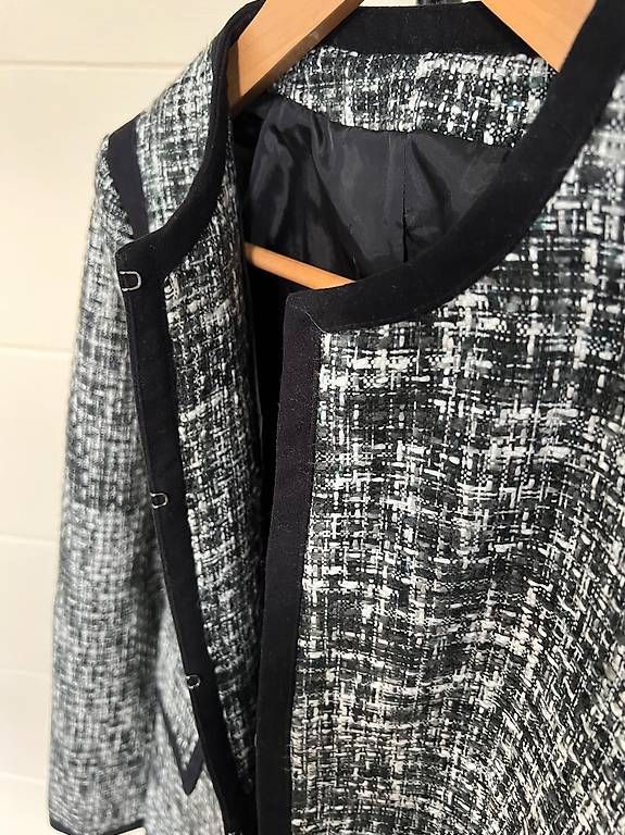 Giacche: Blazer / Jacke tweet – Usato da Luzern venduto da HeleneXX 2