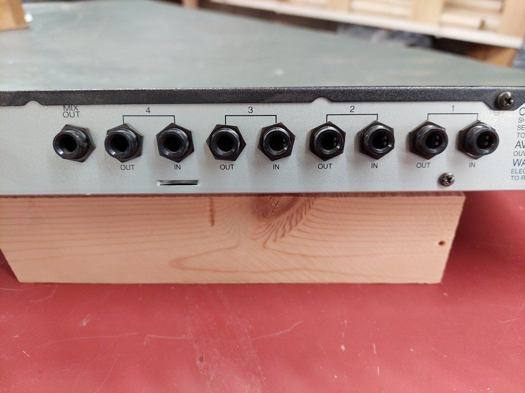 Strumenti musicali: Digital Tuner Korg DT-1 PRO / Professionelles Stimmgerät – Usato da Davos-Platz venduto da musikhauskollegger 7
