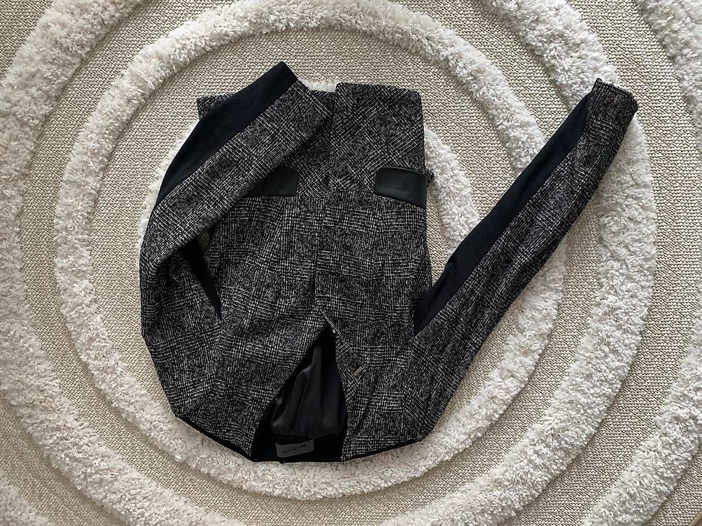 Jacken: Blazer Damen Gr S/M (je 5.-) – Gebraucht aus Einsiedeln von ver_sb5p 1