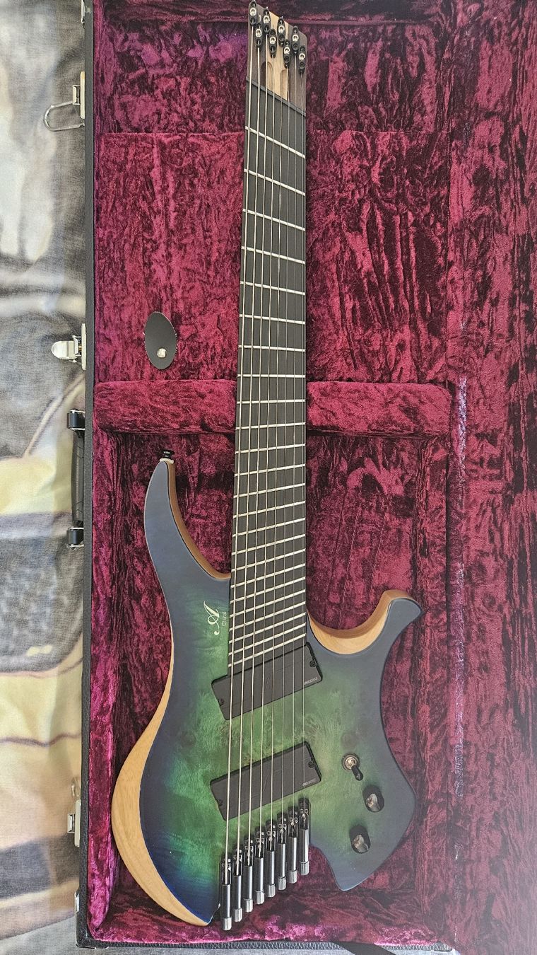 Strumenti musicali: 8 String Headless Guitar - Agile Chiral Nirvana 82528 RL MOD – Usato da Petit-Lancy venduto da MicKh