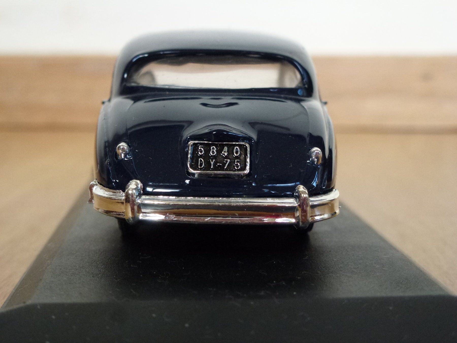 Jaguar Voitures modèles: Eligor Jaguar MK1 - 1/43 - Dunkelblau – D'occasion à Zürich par Kalla36 2
