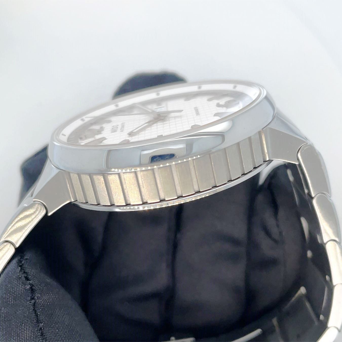 Mido Orologi: MIDO GREAT WALL CHRONOMETER COSC DAY DATE SELTEN TOP PREIS!! – Nuovo e nell'imballaggio originale da Aurigeno venduto da SCS 2