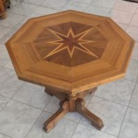 Kleiner  antiker Tisch mit Intarsien Oktagon 60cm hoch