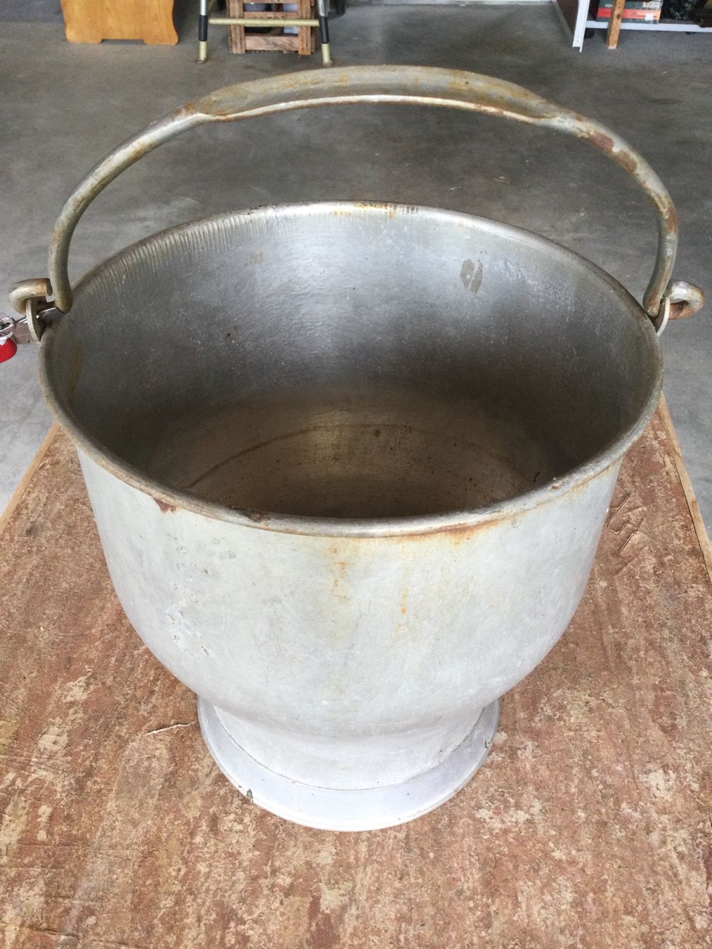 Autres articles pour la maison: Melkkessel – D'occasion à Speicher par mar_c7xg
