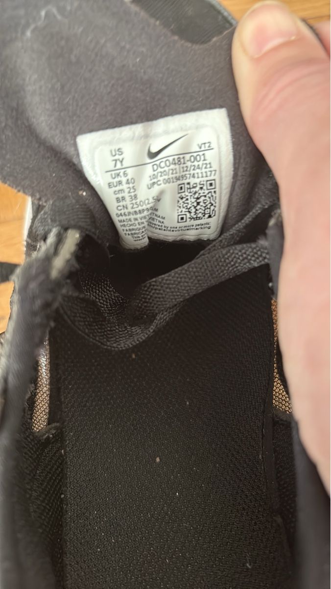 Nike Scarpe da uomo: Nike Schuhe, Grösse 40, – Usato da Kriens venduto da mir_v8ww