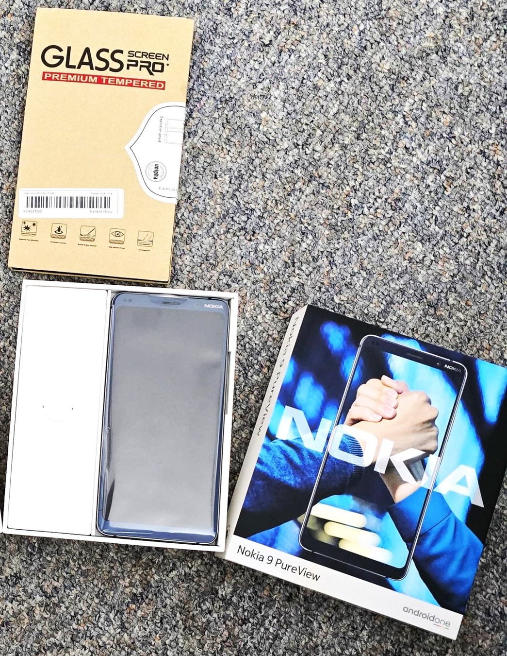 Nokia Telefoni cellulari / Smartphones: 1 Stuck-Nokia 9 PureView – Usato da Horgen venduto da Niko-Blue 1