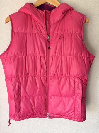 Nike Pink Puffer Vest Hooded 