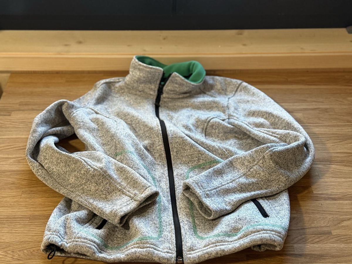 Jacken: Fleece Jacke, Jacke – Gebraucht aus Affoltern BE von _Kaeser_