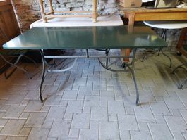 Gartentisch