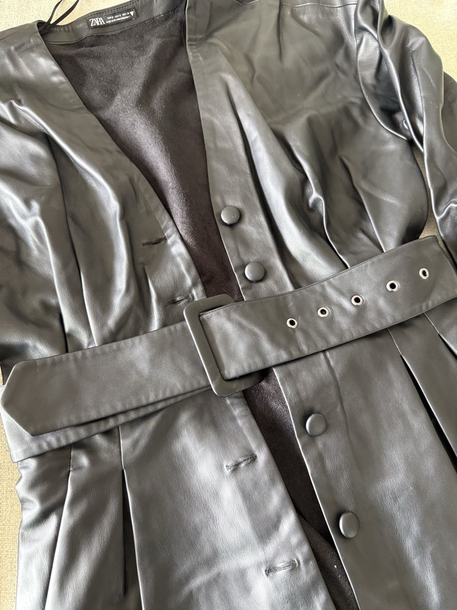 Zara Vestiti: Robe effet cuir Zara S – Usato da Genève venduto da van_yjj2 1