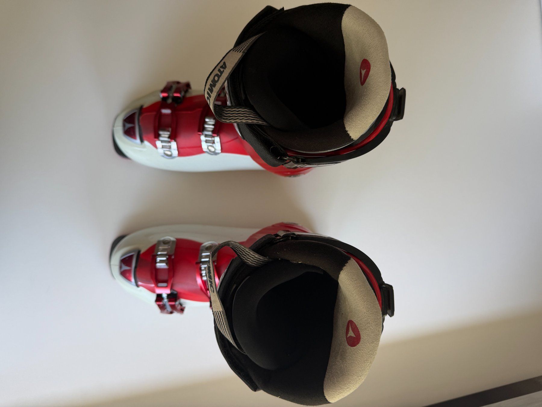 Atomic Chaussures hommes: Atomic Ski boots M 110 size 29.5 – D'occasion à Zürich par JulesZHW 5
