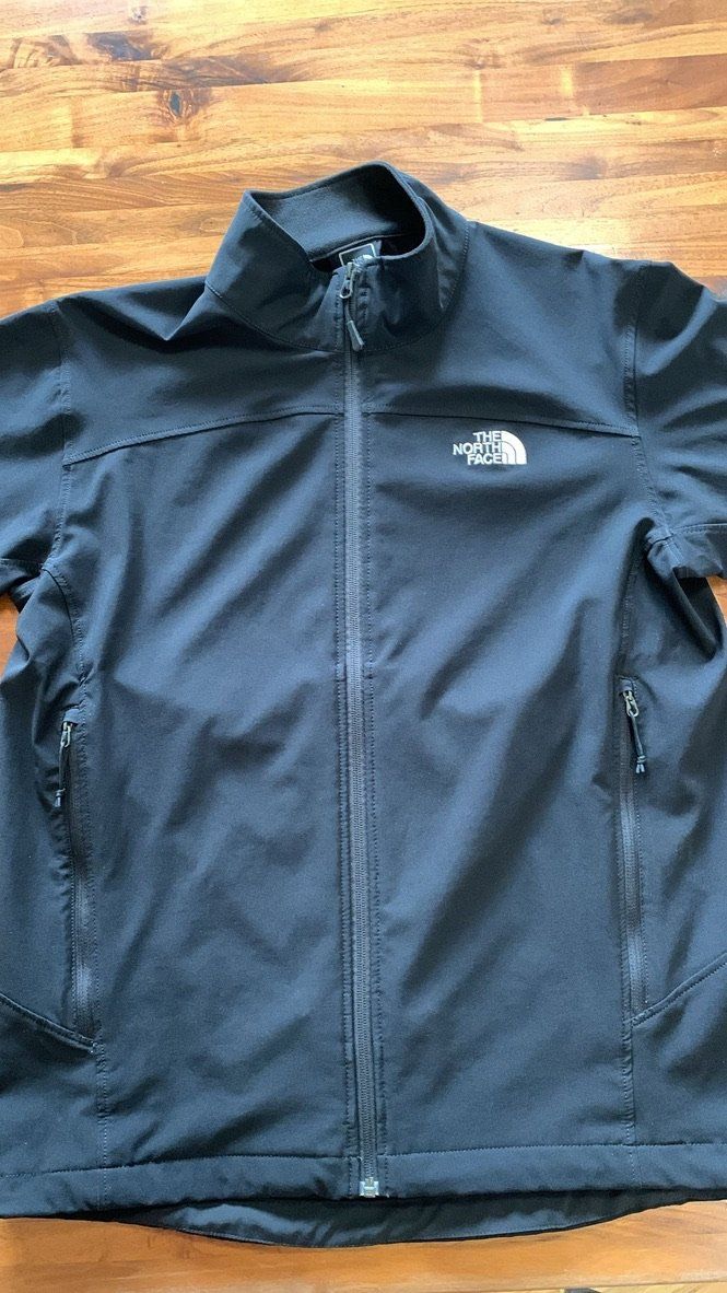 Giacche: The North Face Softshell-Jacke Männer Grösse M – Usato da Chur venduto da cardem86