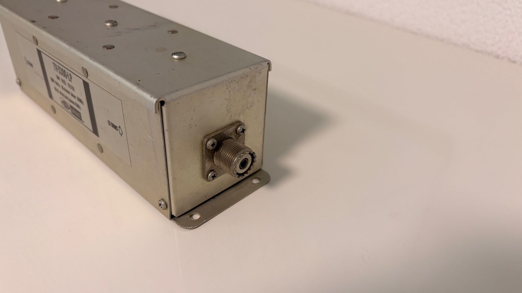 Funktechnik: Drake Tiefpassfilter TV-3300-LP – Gebraucht aus Kefikon ZH von Axilonis 2