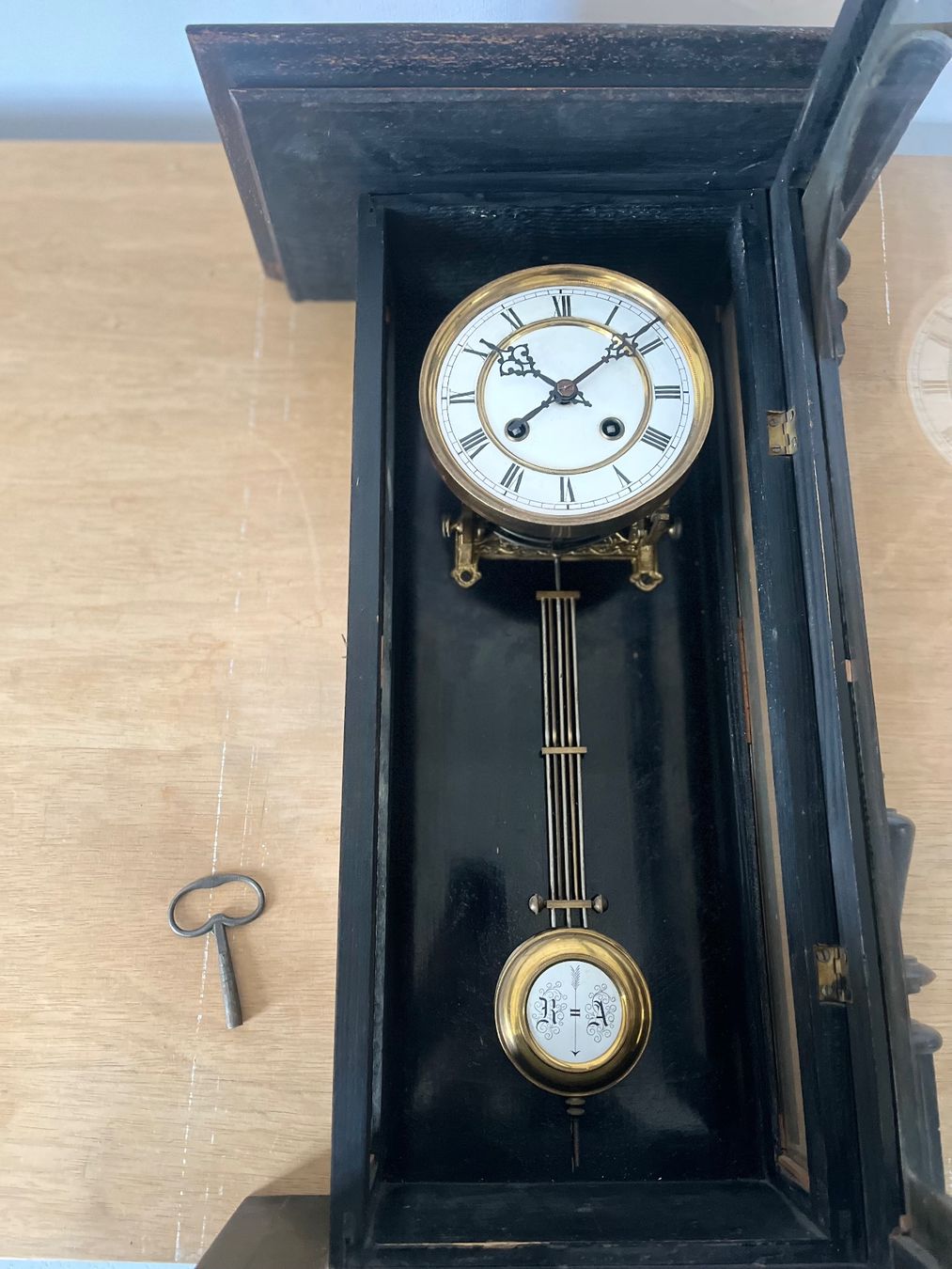 Orologi da terra & Orologi da parete: Horloge murale avec pendule – Usato da La Chaux-de-Fonds venduto da alu 2