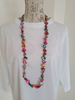 Collier d'été coloré en style nacre