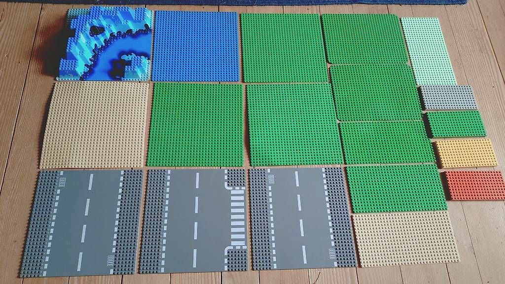 Lego Jeux de construction: Lego Classic-Basic Bauplatten-Strassenplatten-3D – D'occasion à Schwarzenbach(Huttwil) par Padielito