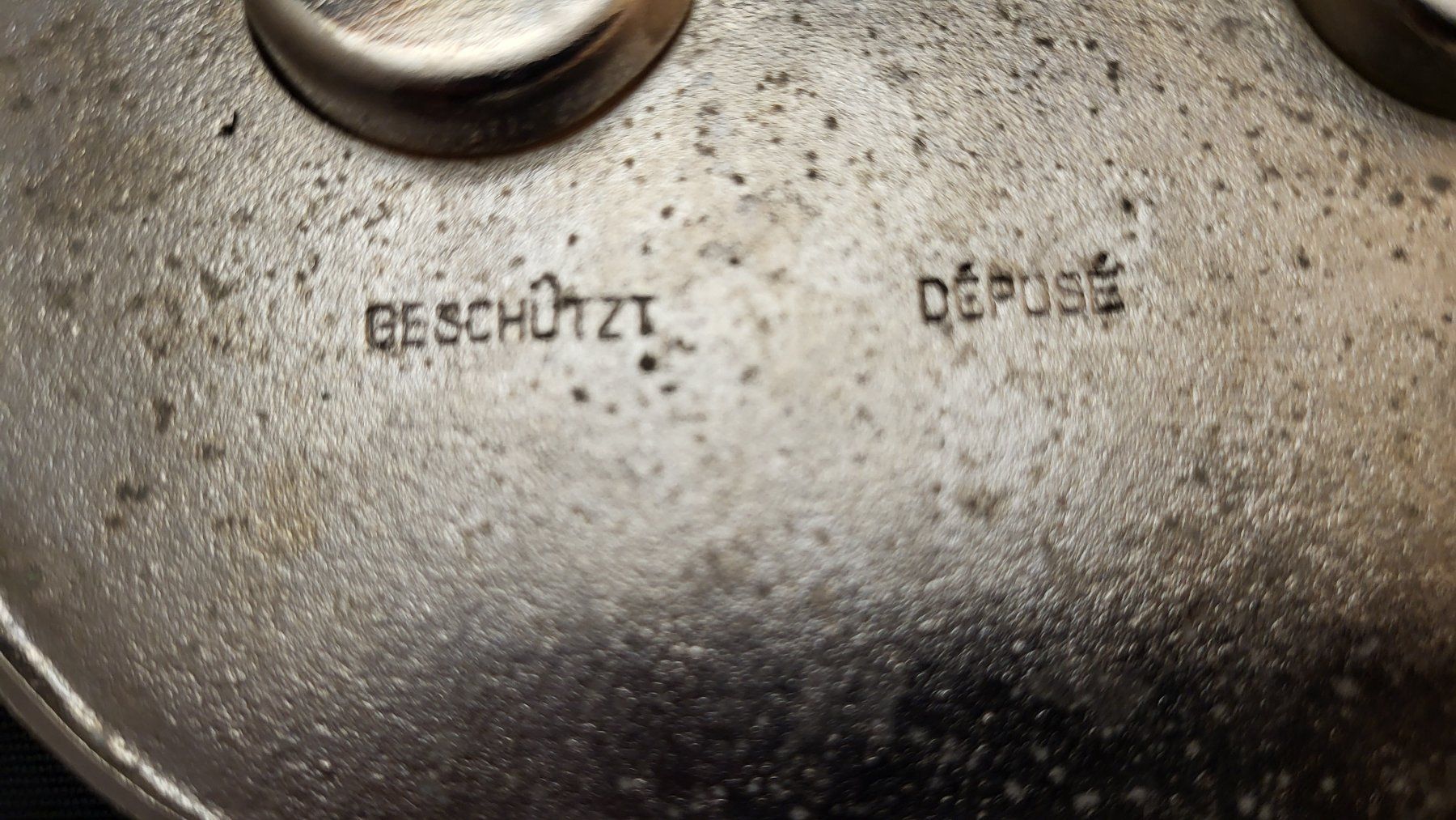 Figuren: Antikes Jugendstil-Tintenfässli mit Loöwe – Gebraucht aus Basel von spinne02 9