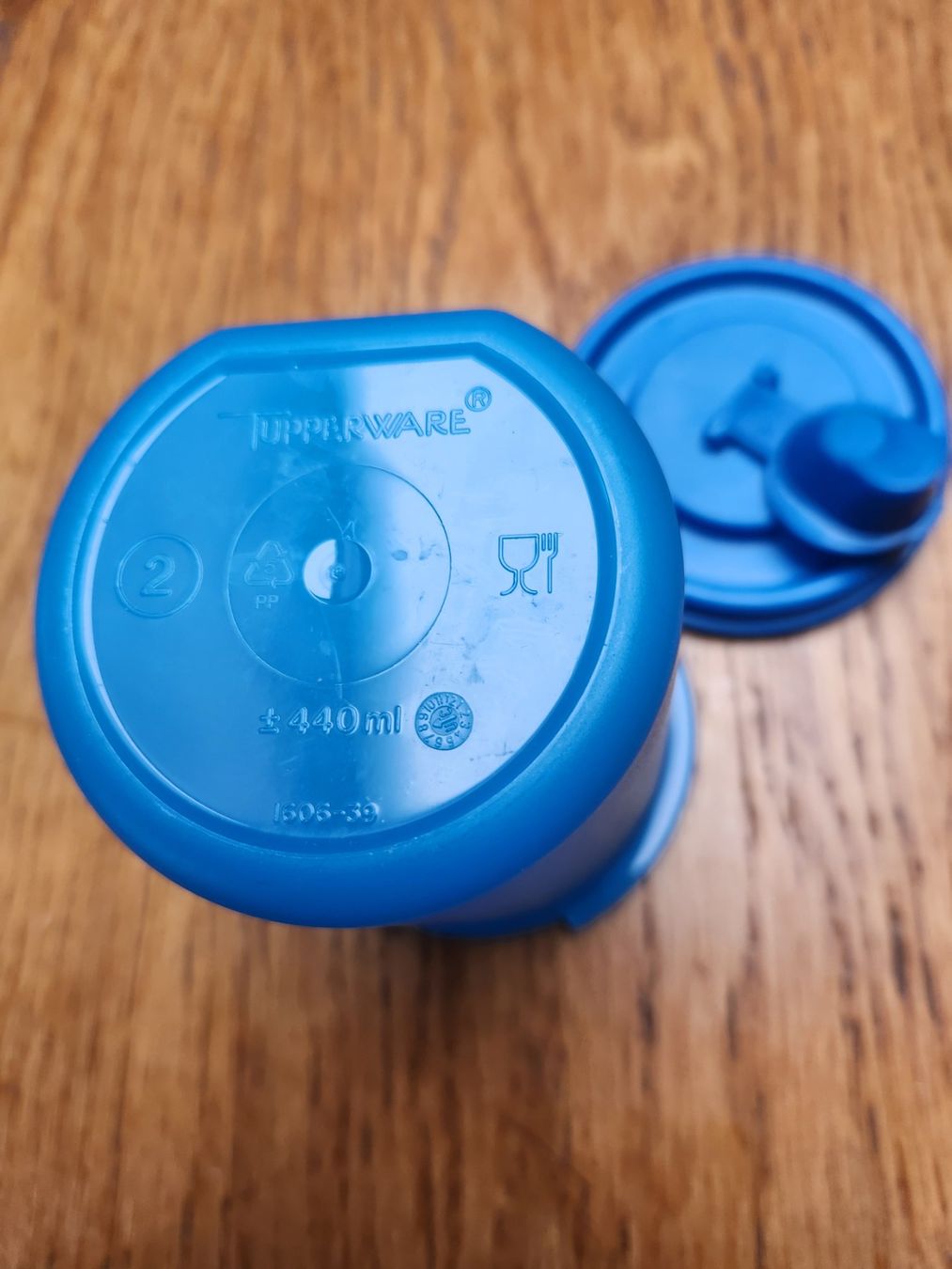 Tupperware Contenitori & Simili: Tupperware Shaker ,440 ml Neu – Usato da Gstaad venduto da Meiel2020 2