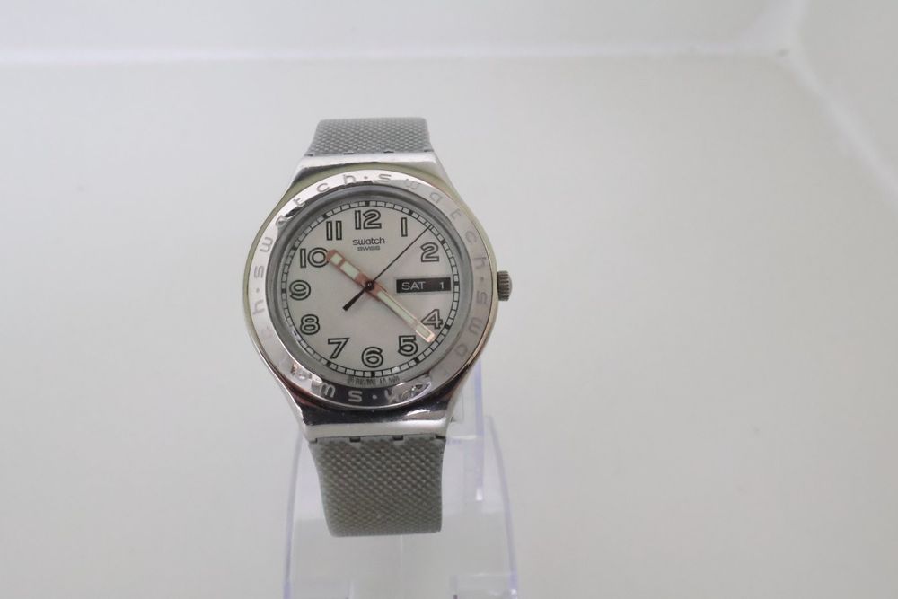 Swatch Montres: Swatch Herren Uhr läuft Garantie – D'occasion à Willisau par flabastian 1