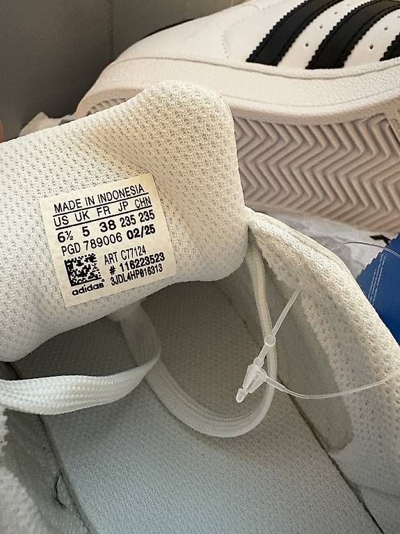 Adidas Damenschuhe: Adidas Superstar Gr 38 NEU – Neu und originalverpackt aus Steffisburg von muffin1990 3