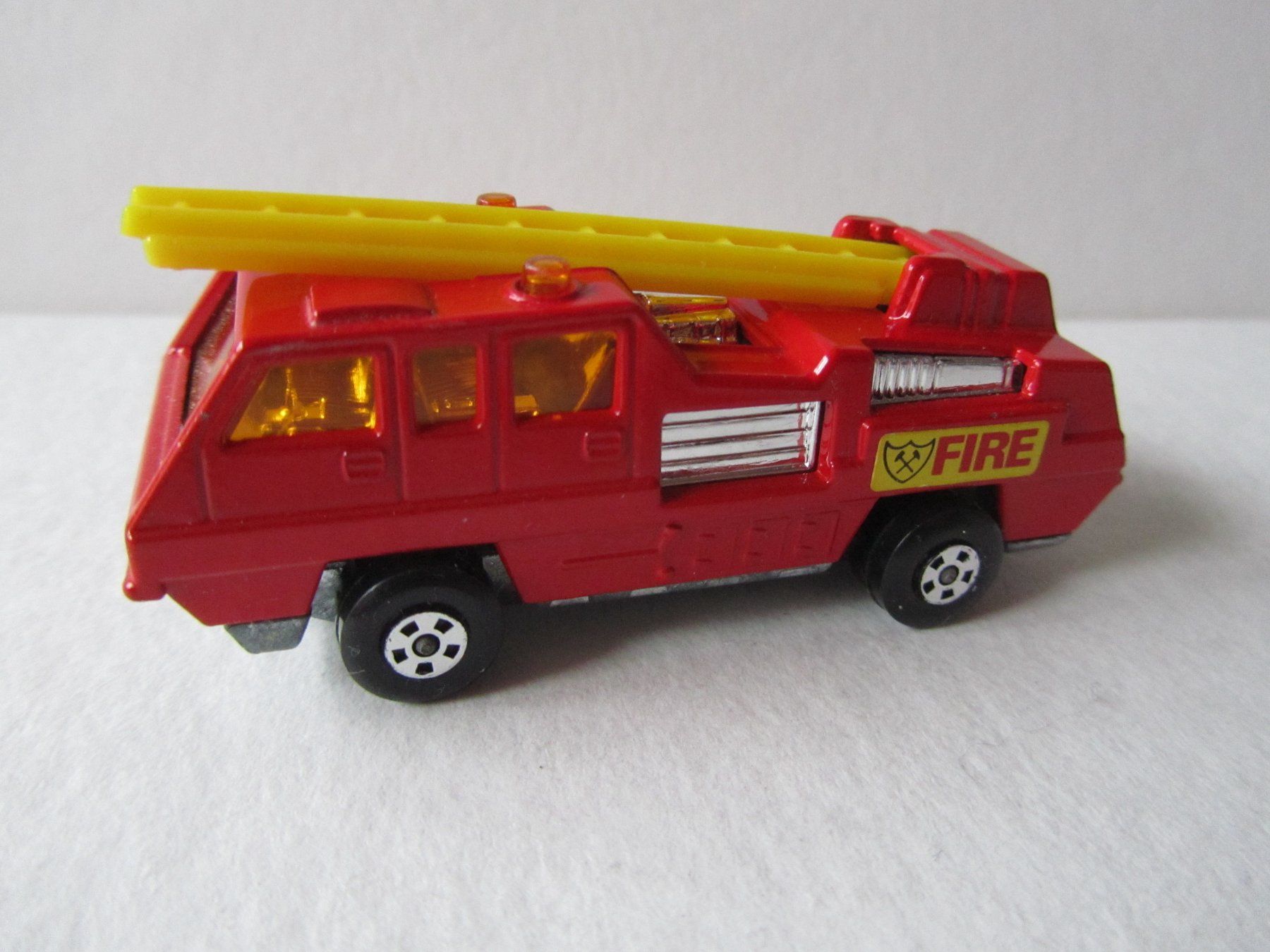 Matchbox Modellini d'auto: Blaze Buster, Matchbox Superfast, Nr. 22C, unbespielt – Nuovo (secondo la descrizione) da Weiningen ZH venduto da dietsch57