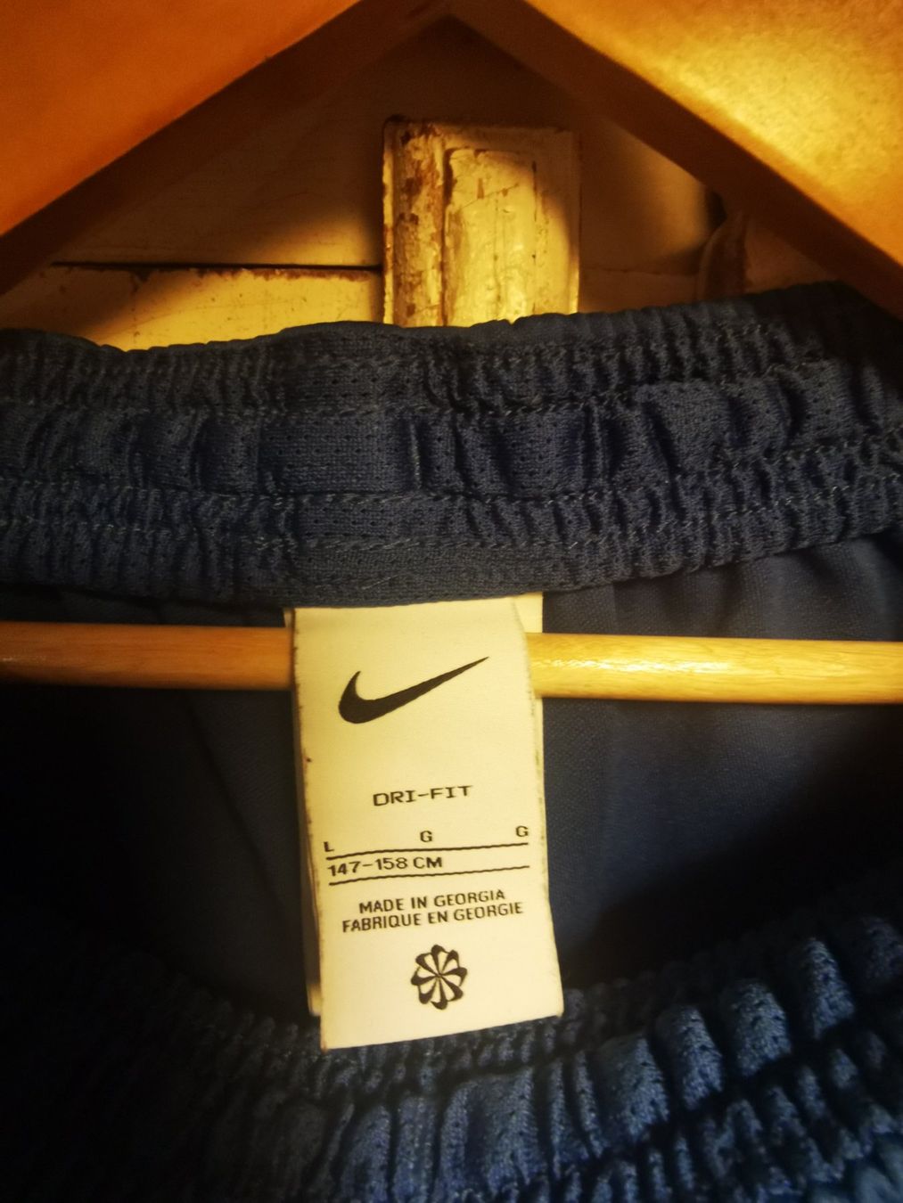 Nike Pantaloni: Training Nike – Usato da Genève venduto da rescateCH 1