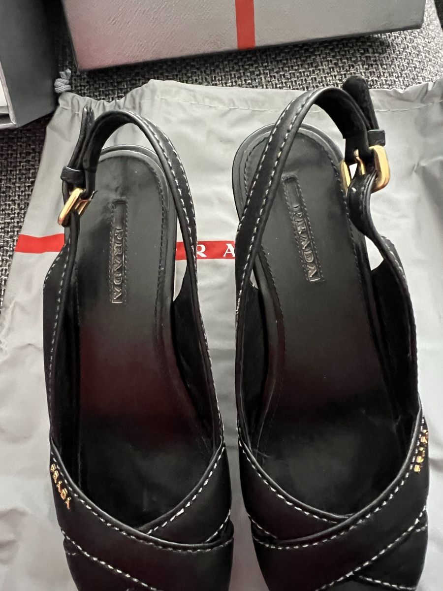 Prada Scarpe da donna: Prada Sandalen 38.5 – Usato da Zürich venduto da Walllstreet 4