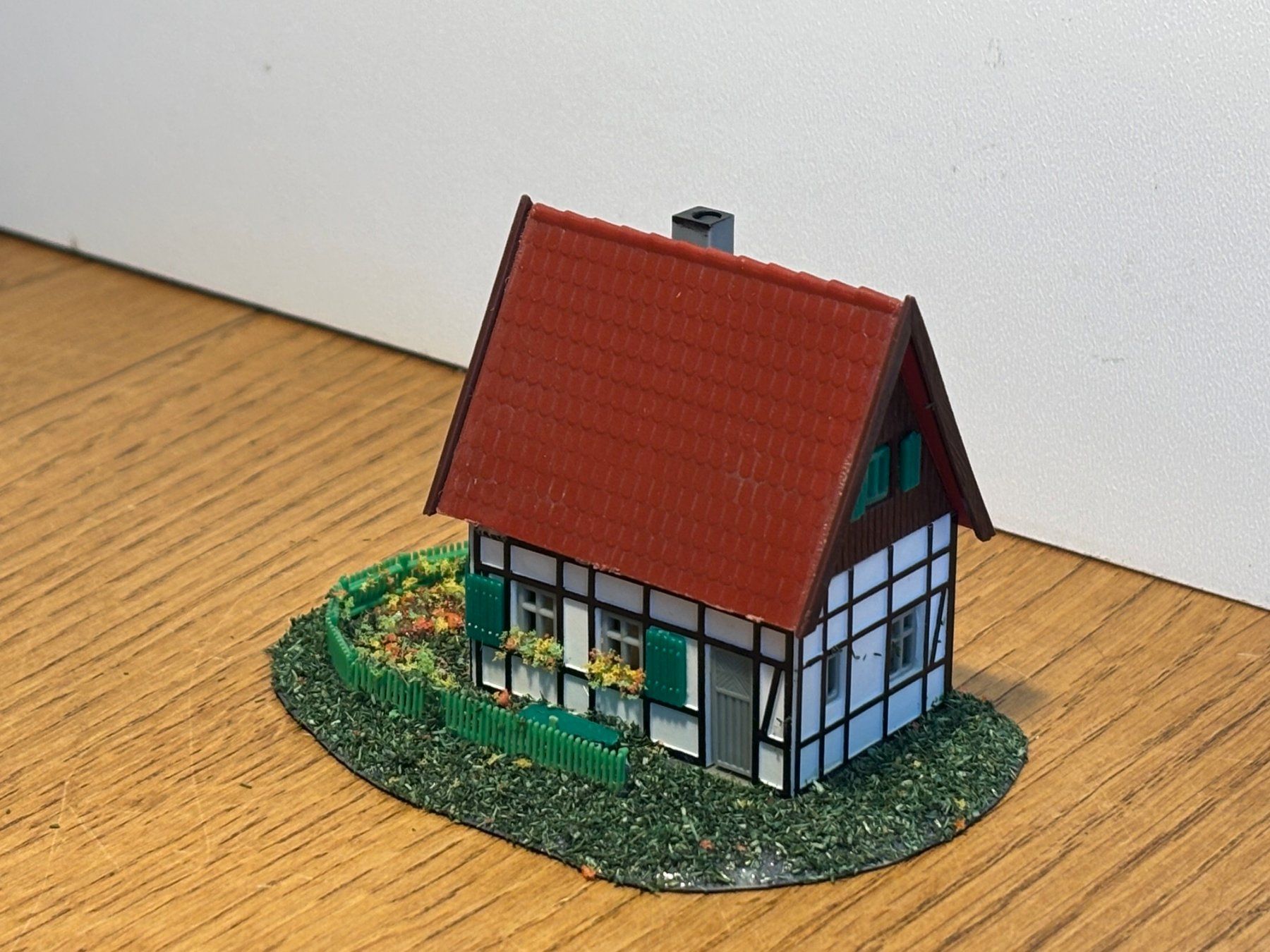 Modellini di ferrovie: L1944: Einfamilienhaus (Spur N) – Usato da Birsfelden venduto da Birs_25