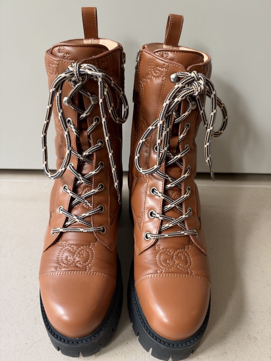 Gucci Scarpe da donna: Gucci GG leather ankle boots  – Nuovo (secondo la descrizione) da Cologny venduto da sab_xh7v