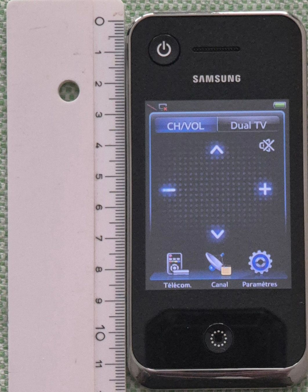 Samsung Télécommandes: Télécommande Tactile Samsung Smart TV RMC30D – D'occasion à Petit-Lancy par millo5928 2