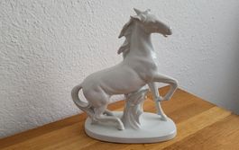 Pferde Figur aus Porzellan mit Stempel + Nr. Höhe 25cm