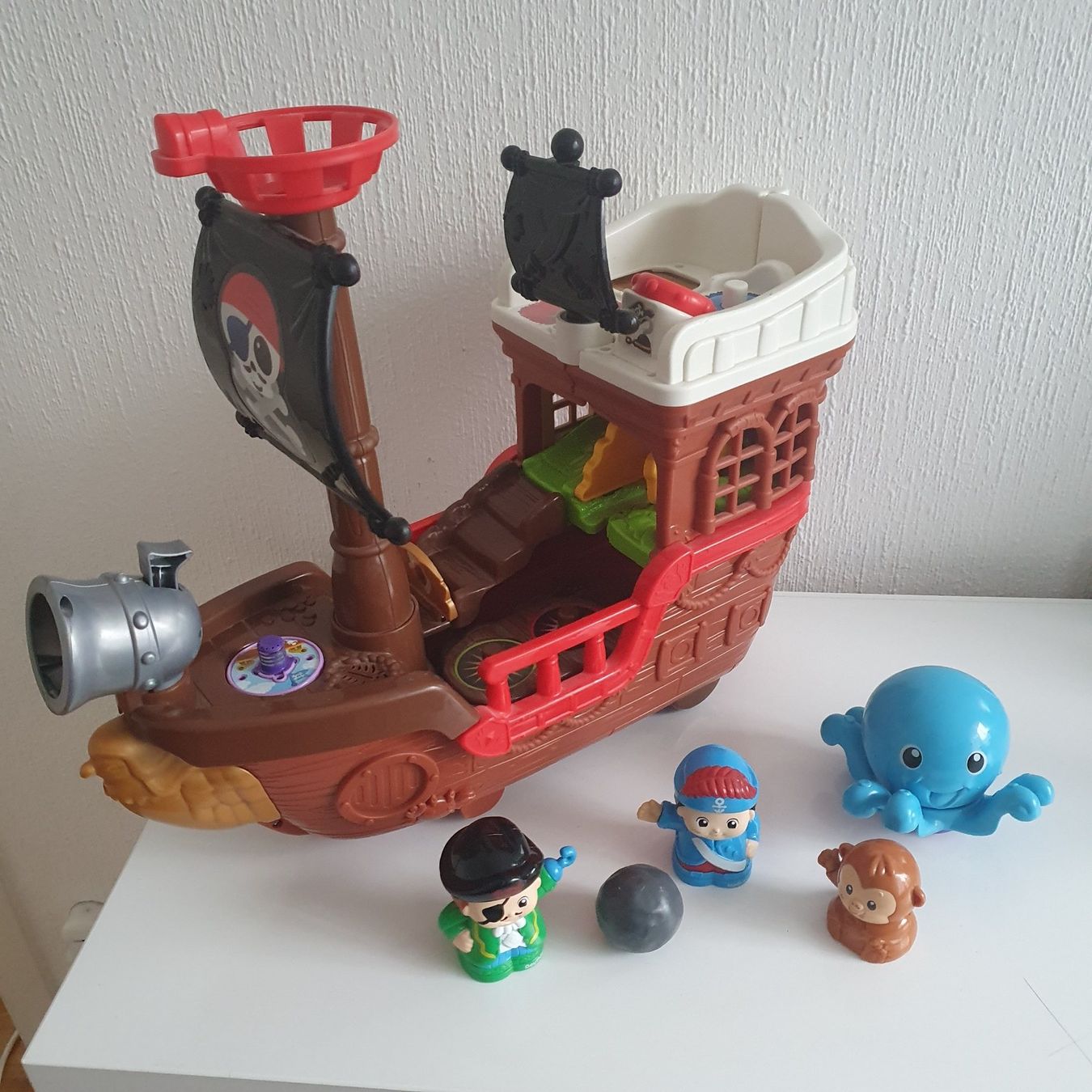 Spielzeuge: Bateau de pirates ouvrable – Gebraucht aus Prilly von RoDyRe 1