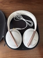 Bose QuietComfort 35 II headphones, white, good condition 55