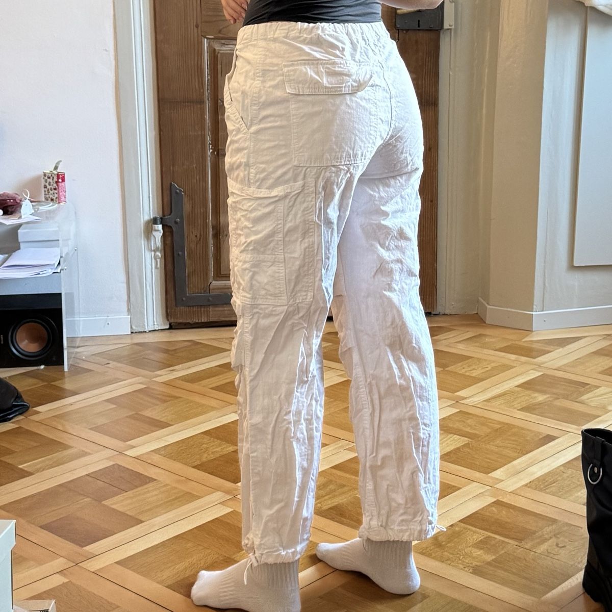 Pantaloni: Weisse Cargo-Hose, Grösse S – Usato da solothurn venduto da mil_ja.t 1