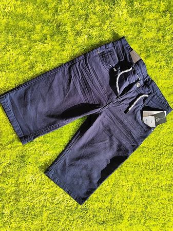 Kurze Hose / Short / Neu Grösse 170