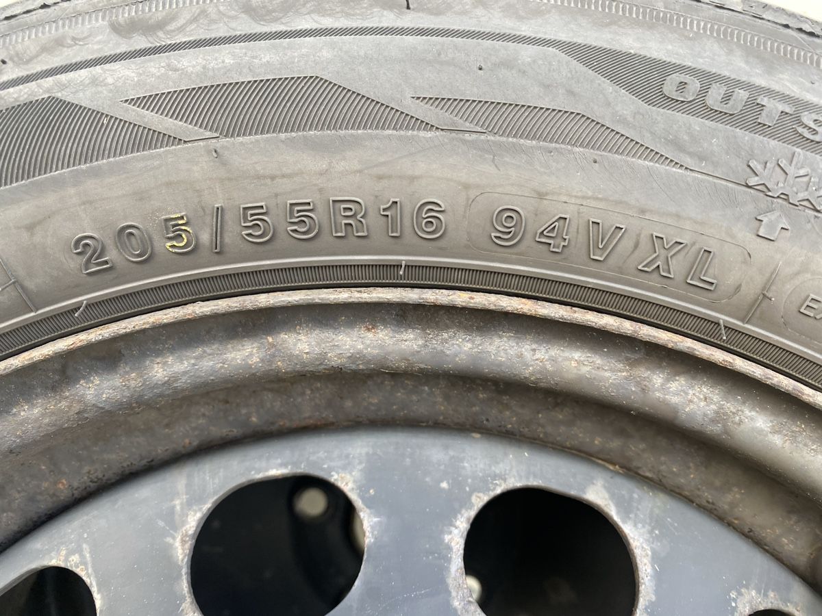 Pneus & Kompletträder: Wintersatz Stahlfelgen Audi A3 – Gebraucht aus Beromünster von li_bu_05 1