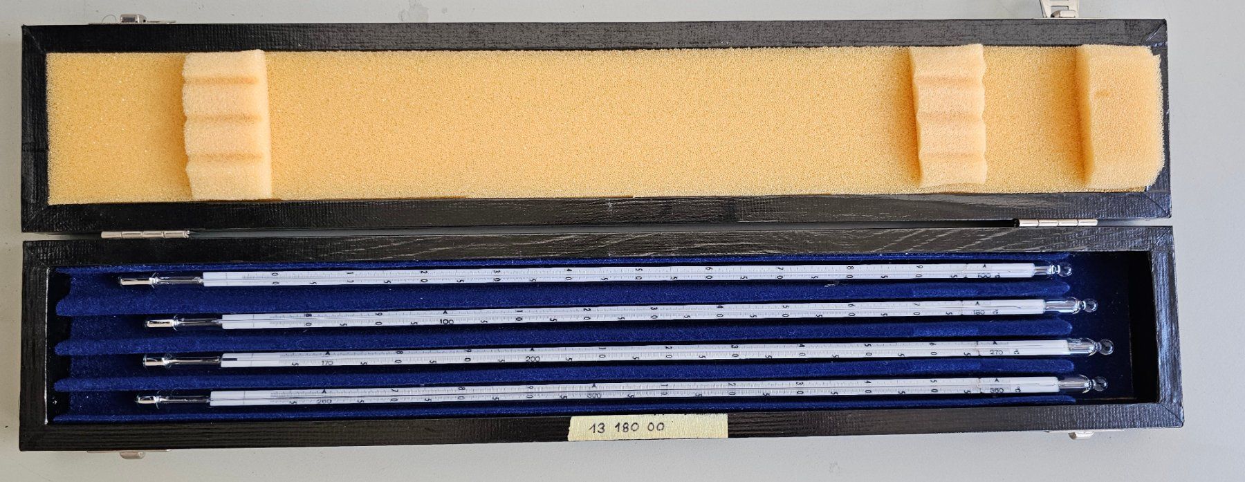 Altro per la casa: Set mit konventionellen Thermometer, 4 Stk. bis 360 Grad – Usato da Gümligen venduto da bea_cr2r