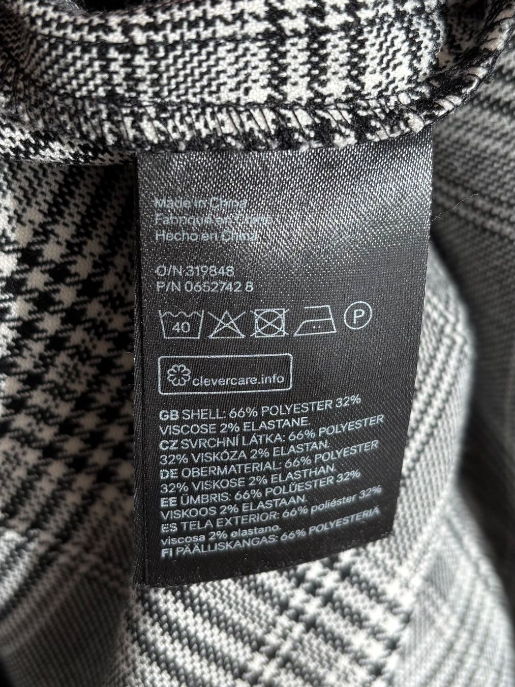 H&M Vestiti: Tailliertes Kleid mit Hahnentrittmuster – Nuovo (secondo la descrizione) da Niederrohrdorf venduto da Madoqua 6