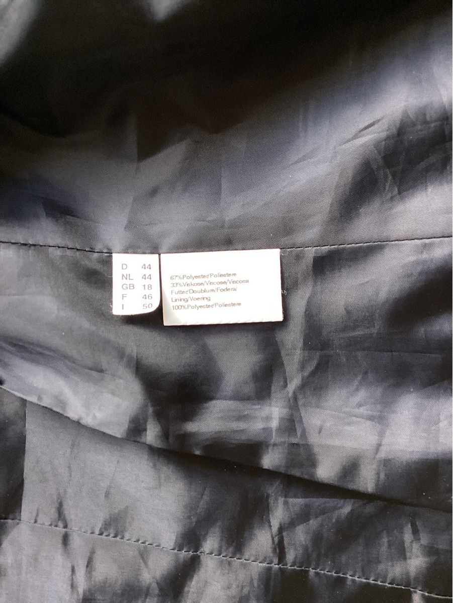 Jacken: Schlichter, klassischer Blazer Damen, Schwarz, Gr. 44 – Gebraucht aus Gümligen von Primeselection 2