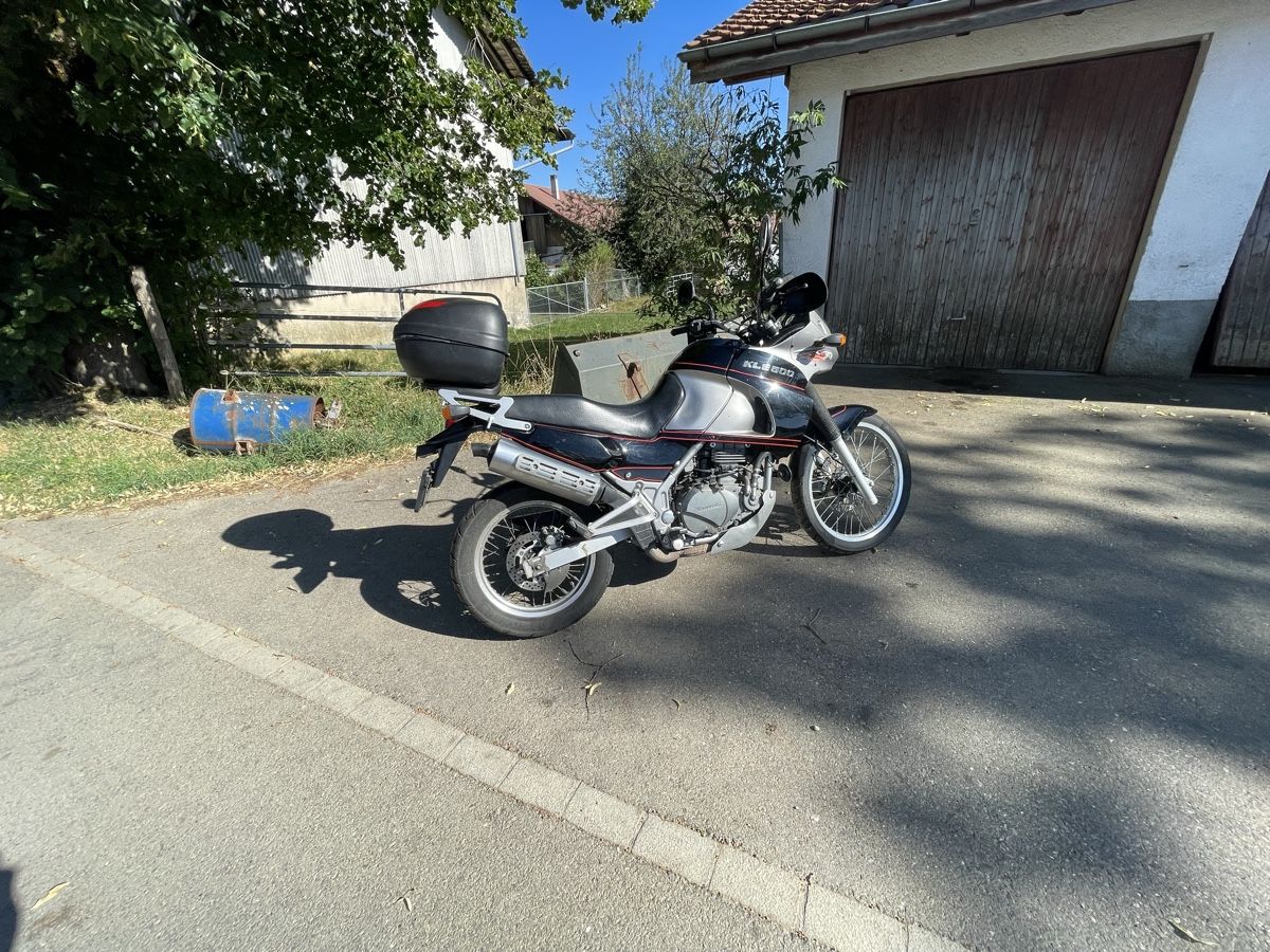 Kawasaki Strada: Kawasaki KLE 500 – Usato da St-Imier venduto da Jpopp