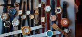 Lot n 4 , vintage 20 montres quartz, Rado Tissot, Antima ect
