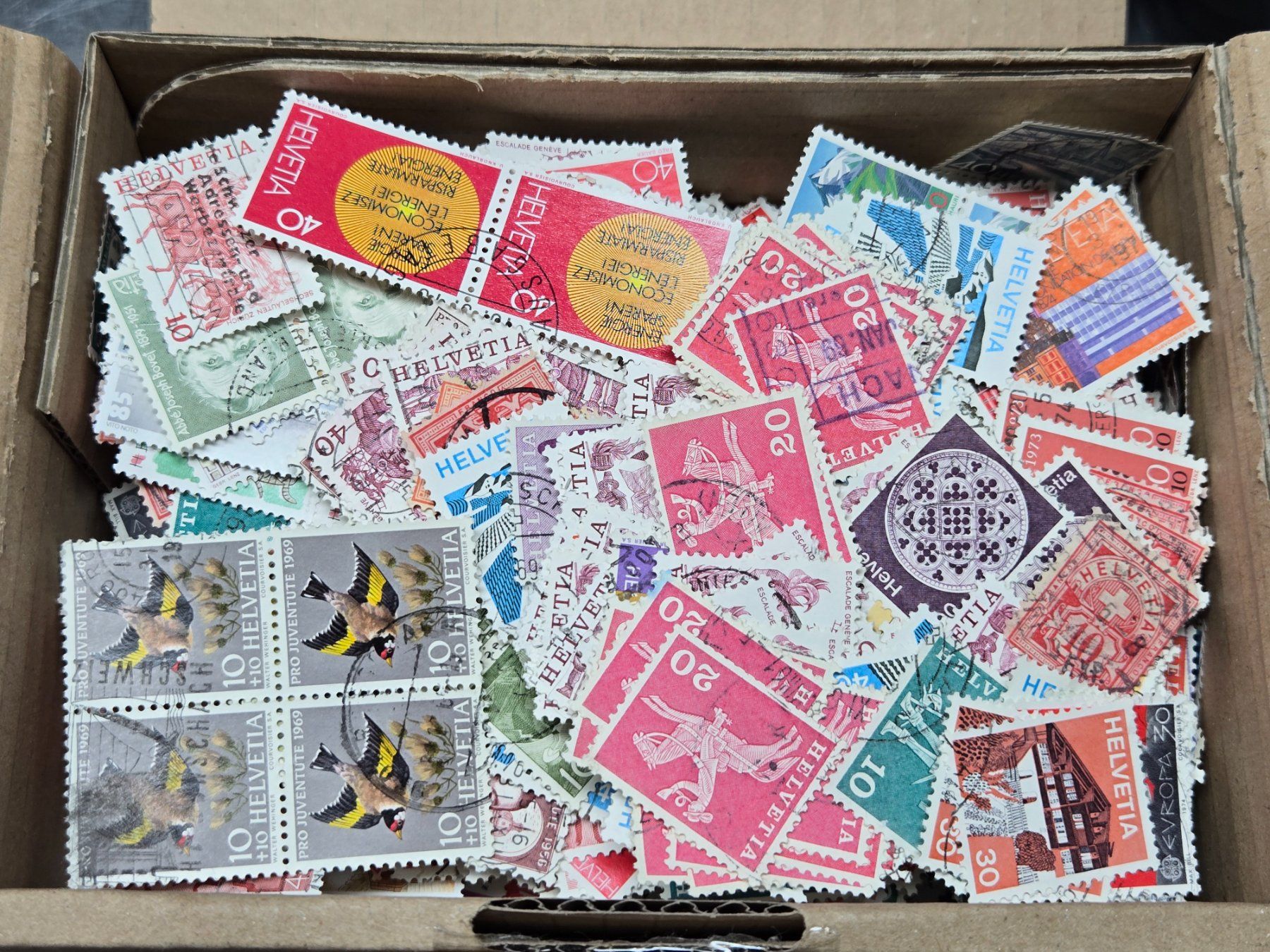 Alle Briefmarken: 250g abgelöste Schweizer Briefmarken ab 1.-- – Gebraucht aus Bonstetten von Vrk220556 6
