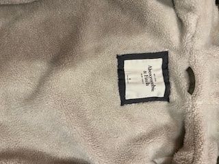Abercrombie Vestes: Abercombie & Fitch, Grösse M – D'occasion à Maienfeld par 2nd-Hand-Parts 4