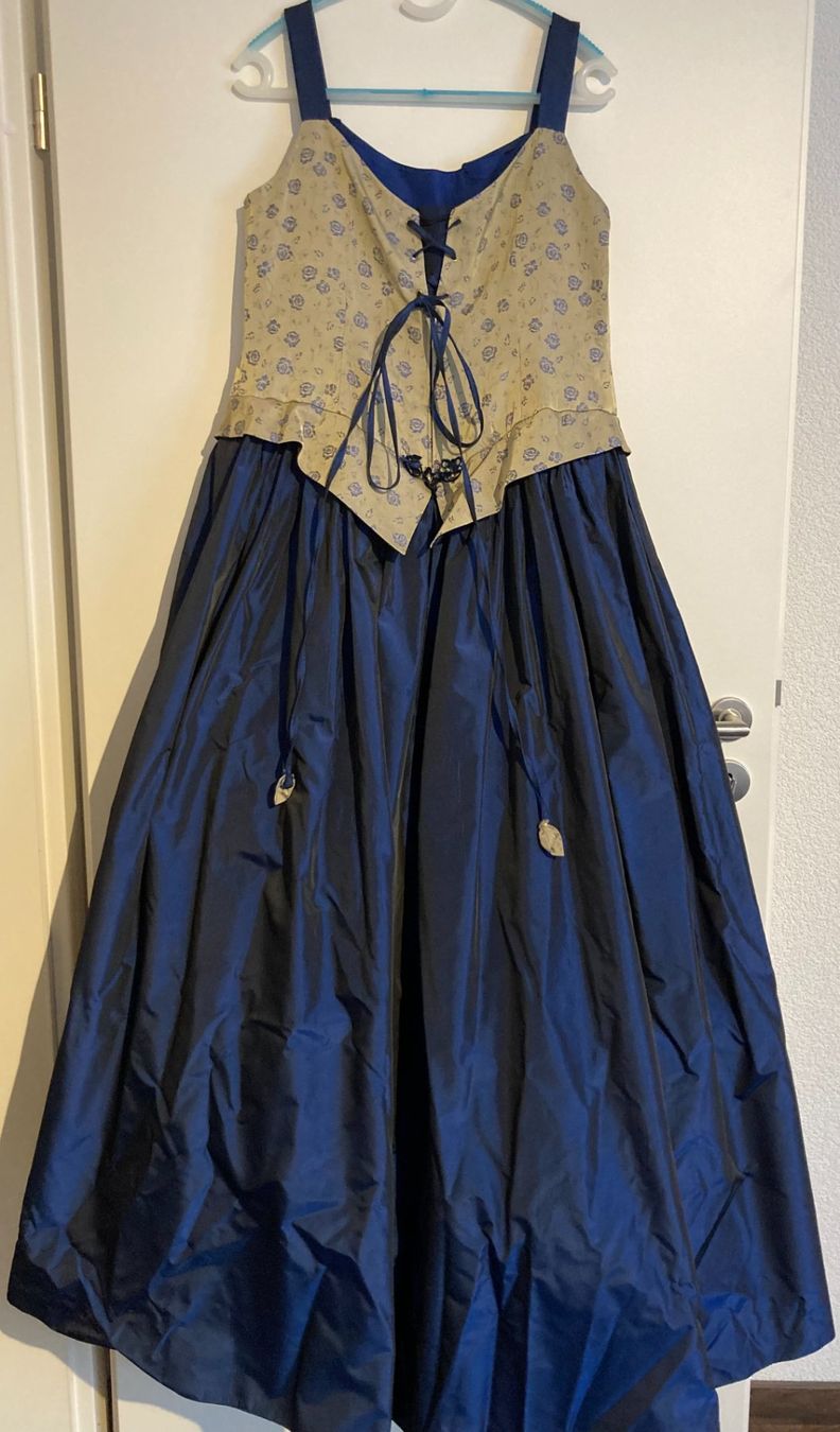 Robes: Brautkleid Abendkleid Trachtenkleid – D'occasion à Diepflingen par Sina4456 2