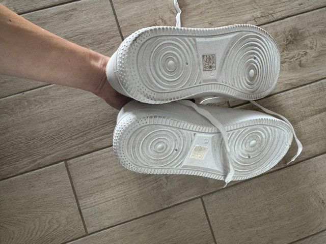 Scarpe da donna: Turnschuhe Gr. 39 weiss – Nuovo (secondo la descrizione) da Opfikon venduto da onlineschweiz 2